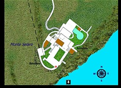 Detailed maps help to orientate