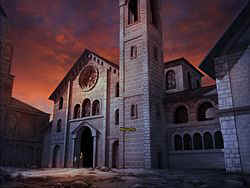 Die Kirche am Abend